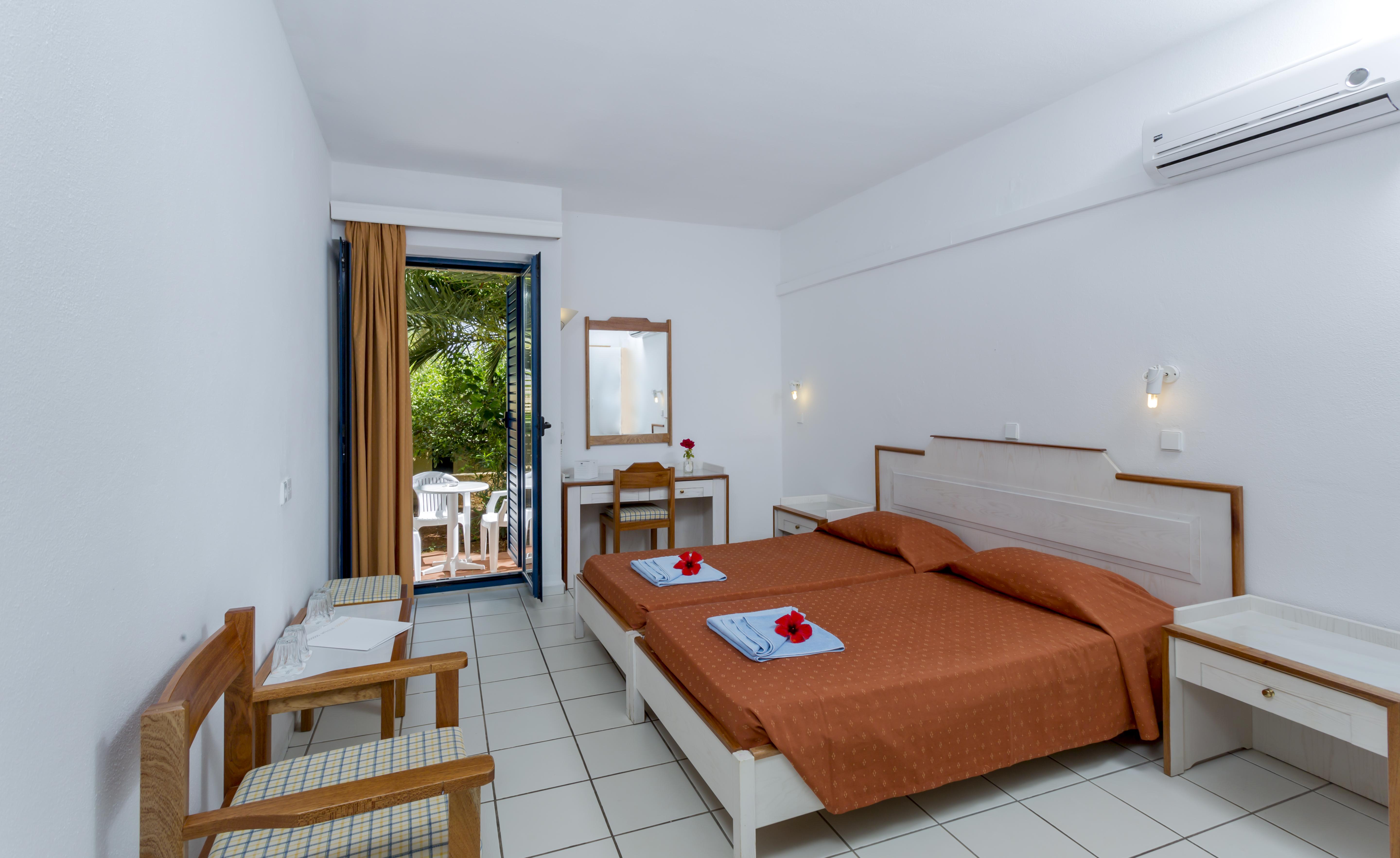Dessole Dolphin Bay Hotel Amoudara Lasithiou Exterior foto