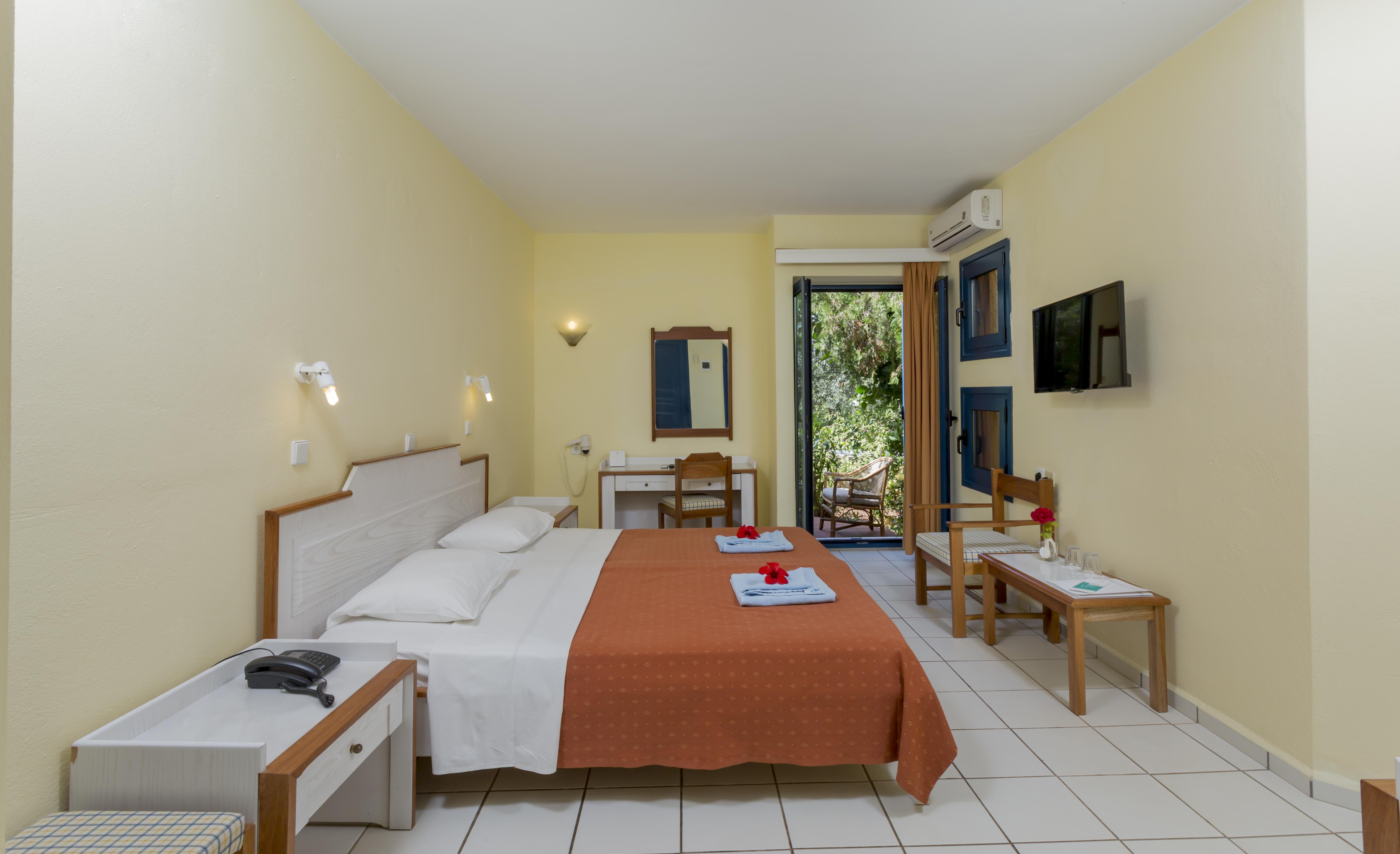 Dessole Dolphin Bay Hotel Amoudara Lasithiou Exterior foto